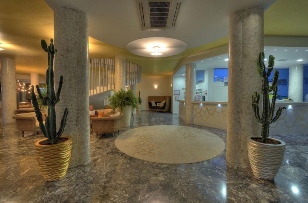 Hotel American Lignano Sabbiadoro Extérieur photo